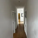 Cozy Penthouse With A Terrace!2 Minutes To Beach!