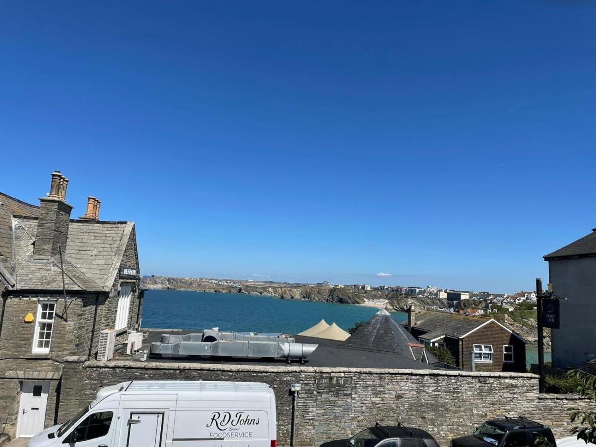 Cozy Penthouse With A Terrace!2 Minutes To Beach! Apartment
